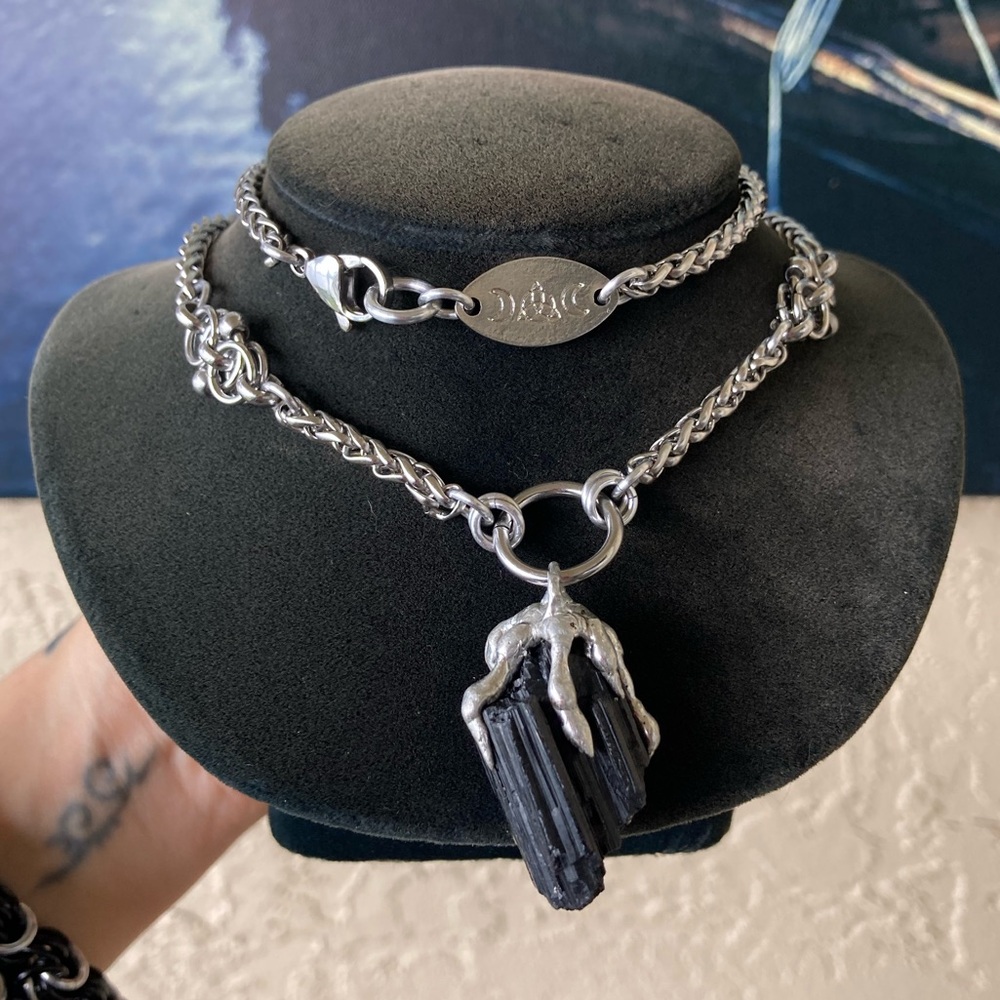 Black raw natural tourmaline gemstone electroplated charm steel boho necklace - Picture 15 of 16